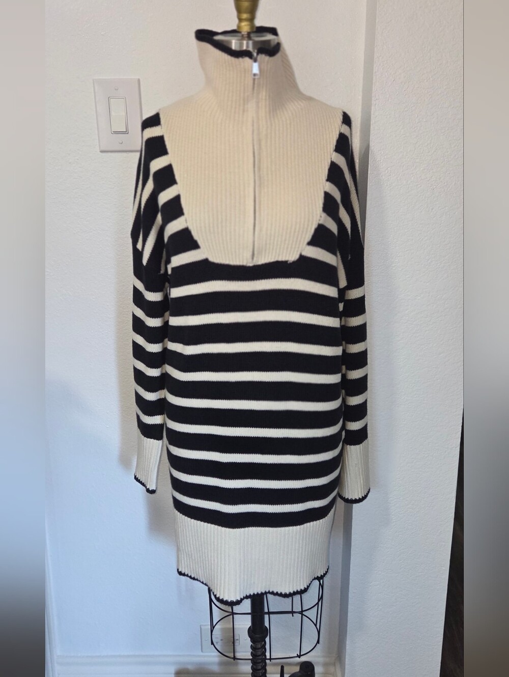 Blu Pepper Striped Collared Half-Zip Sweater Dress Size Small